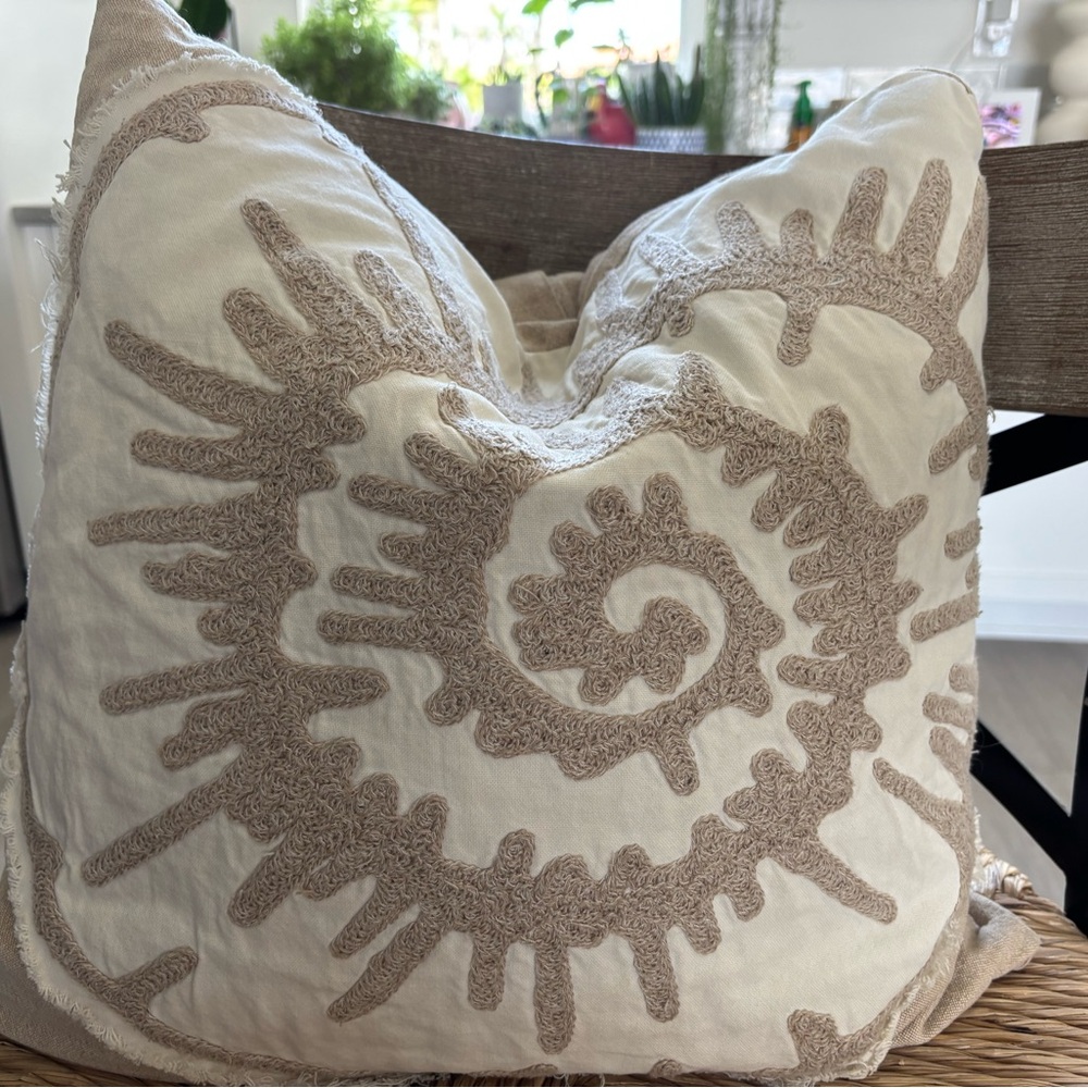 Pottery Barn Coastal Spiral Shell Embroidered Pillow Cover